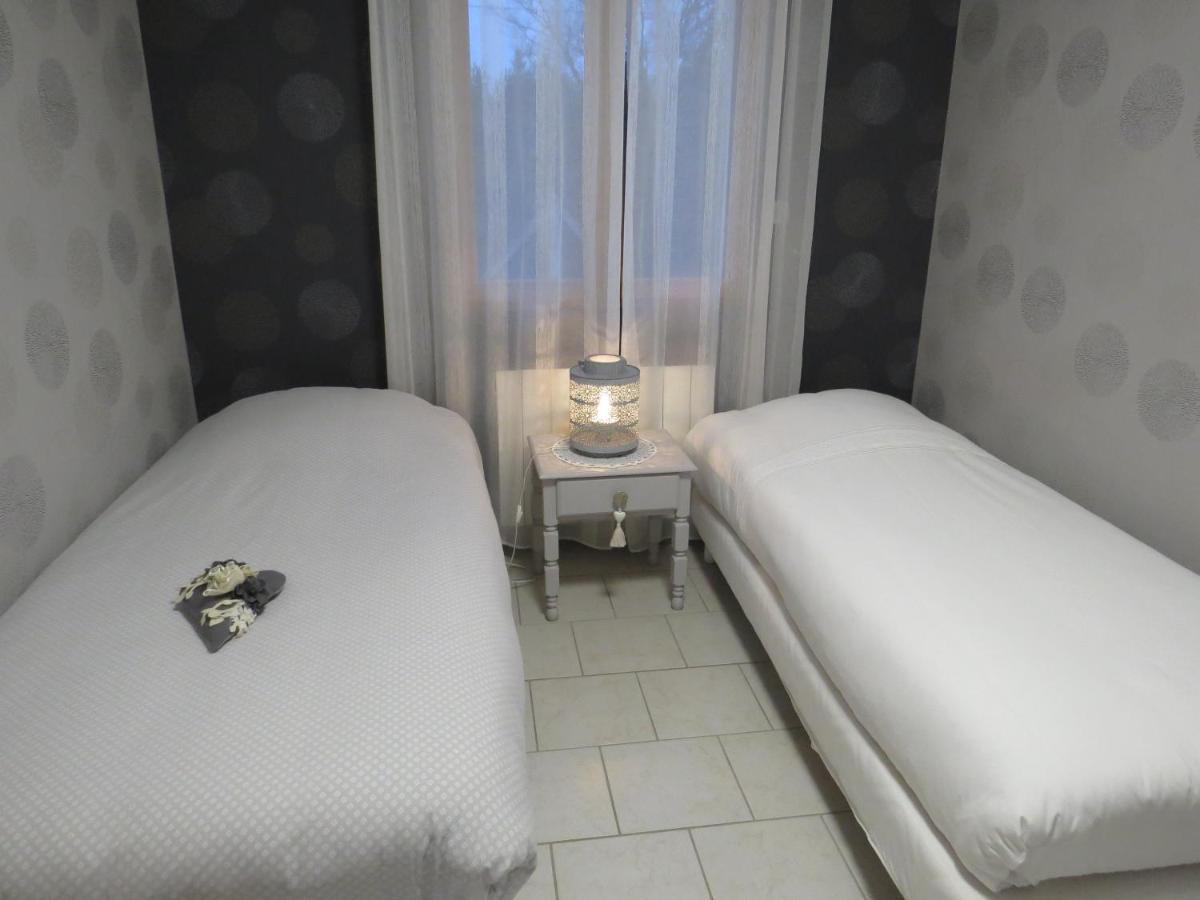 Chambre d'hôtes La Clé du Bonheur Manthelon Extérieur photo